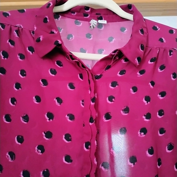 Elle Blouse, Size: L, Cranberry W/Black Dots - Picture 2 of 3